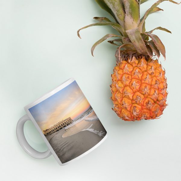white glossy mug 11oz pineapple 63b62540028dd